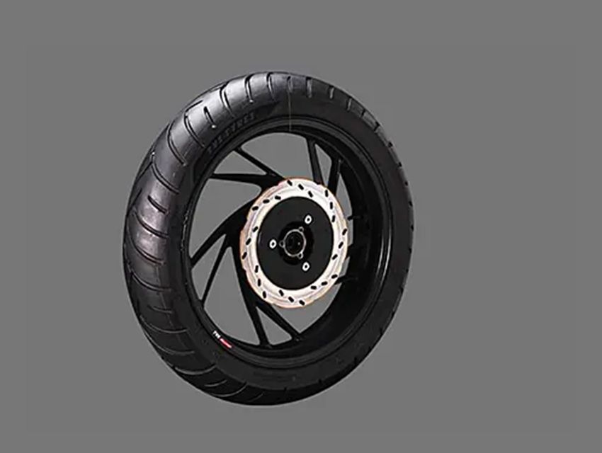Neumático radial de alto rendimiento